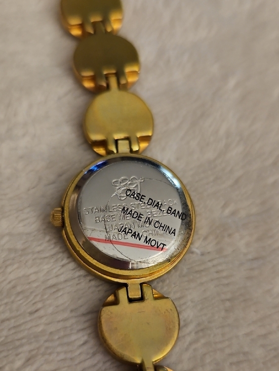 Vtg ELIZABETH TAYLOR Crytal Matte Brass Circle Analog Watch